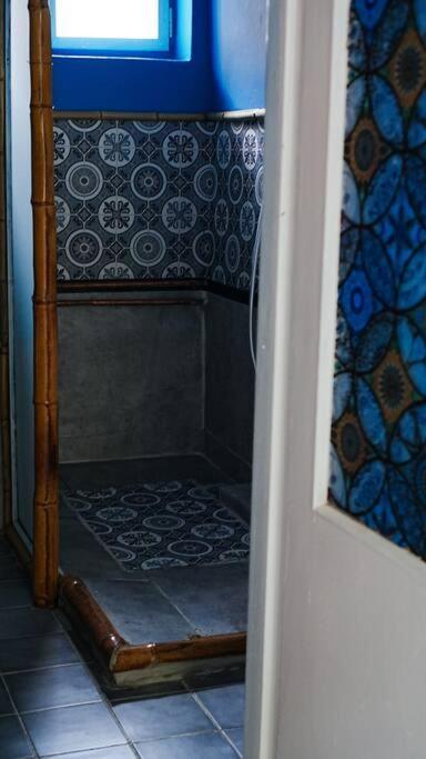 Sahara Studio With Shared Bathroom In City Centre 브라티슬라바 외부 사진