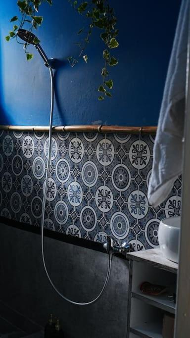 Sahara Studio With Shared Bathroom In City Centre 브라티슬라바 외부 사진