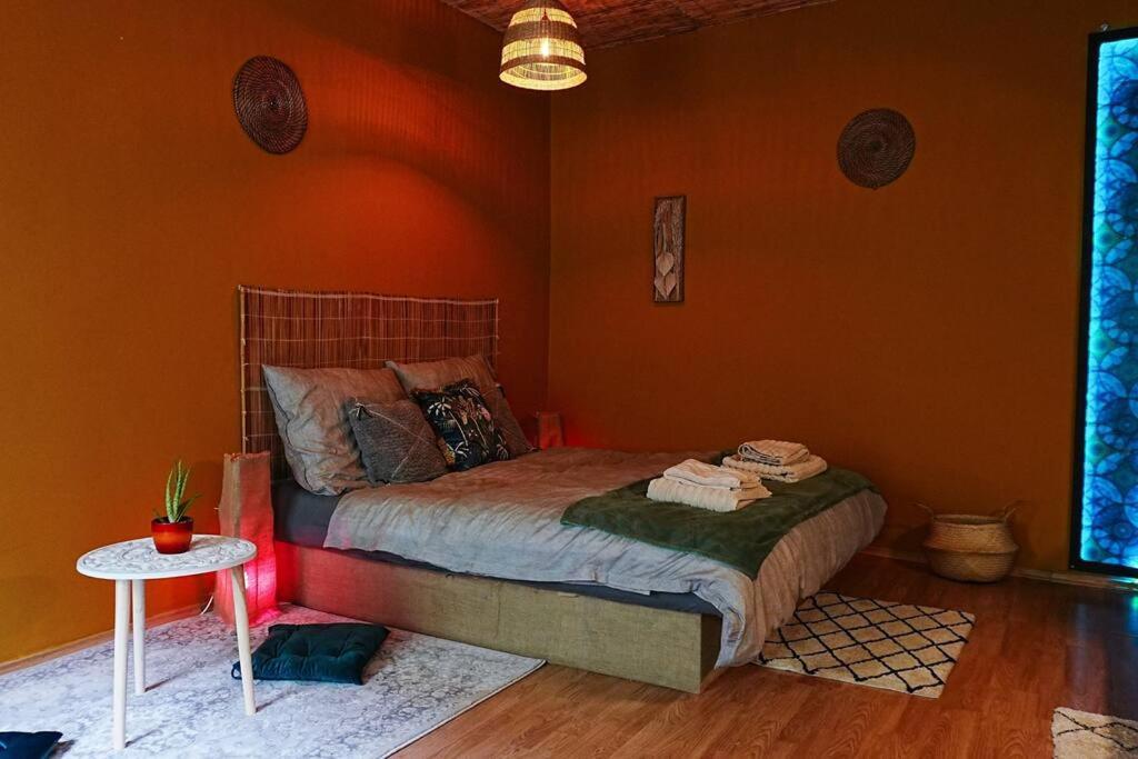 Sahara Studio With Shared Bathroom In City Centre 브라티슬라바 외부 사진