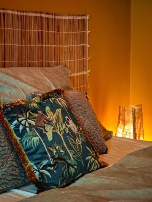 Sahara Studio With Shared Bathroom In City Centre 브라티슬라바 외부 사진
