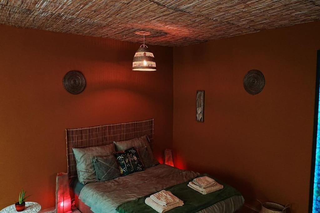 Sahara Studio With Shared Bathroom In City Centre 브라티슬라바 외부 사진